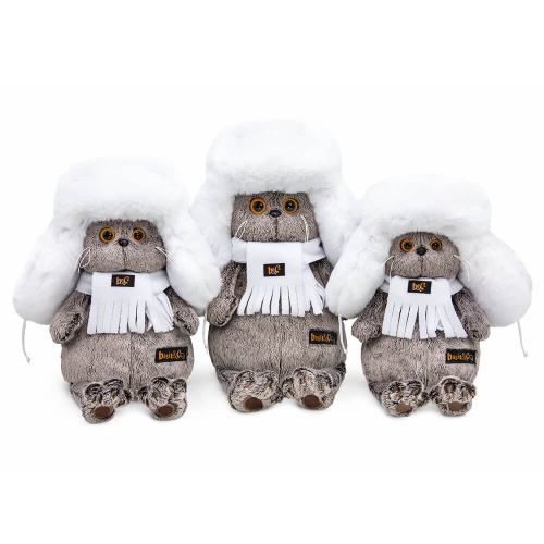 Basik the cat in a white fur hat