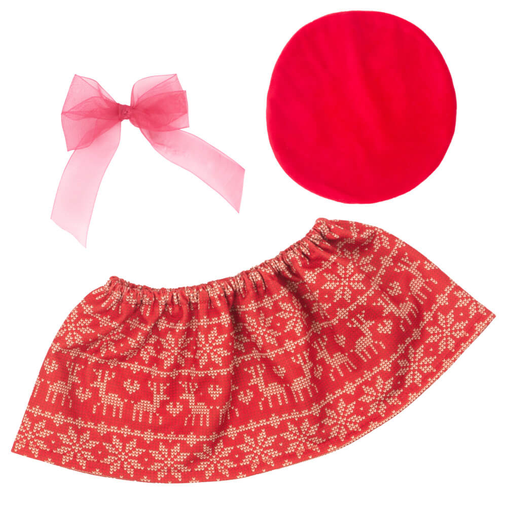 Beret and skirt with deer