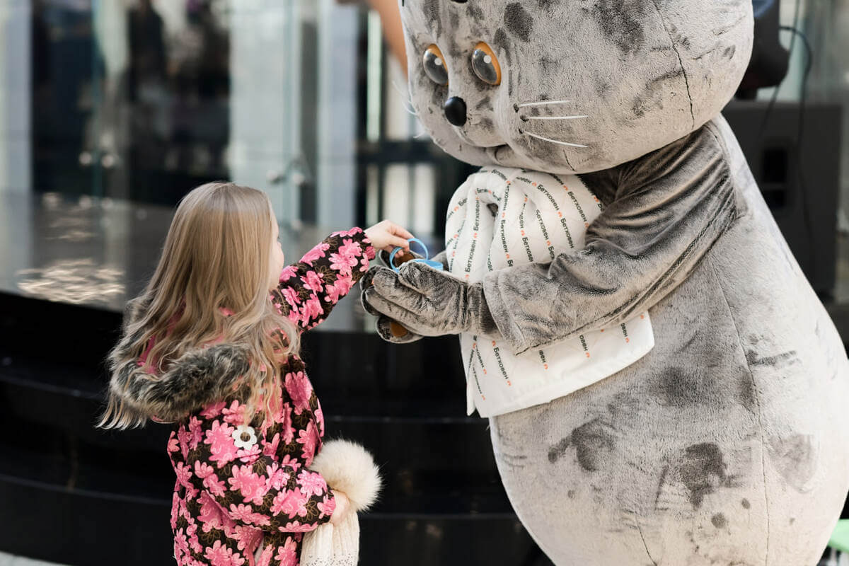 ZOO FESTIVAL at the Shchelkovsky Shopping Center: Cat Basik visiting 'Beethoven' ZOO FESTIVAL at the Shchelkovsky Shopping Center: Cat Basik visiting 'Beethoven'
